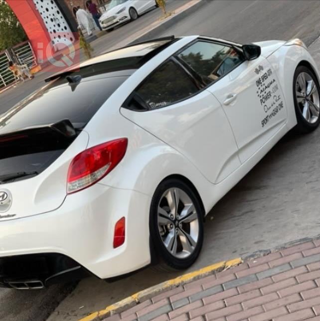 Hyundai Veloster